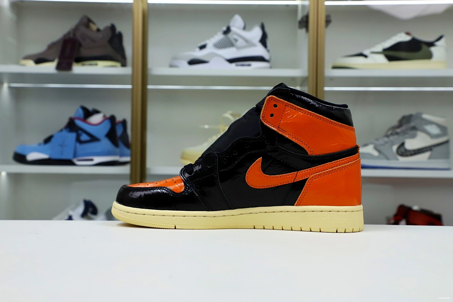 OG HIGH 1 'SHATTERED JORDAN AIR RETRO 3.0' BACKBOARD 0210